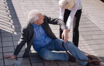 Quel bilan après une chute chez une personne âgée 