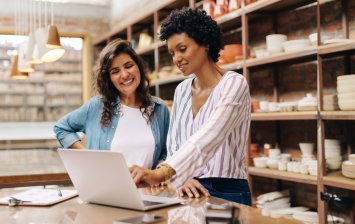 : travailleuses indépendantes qui choisissent les garanties de leur mutuelle