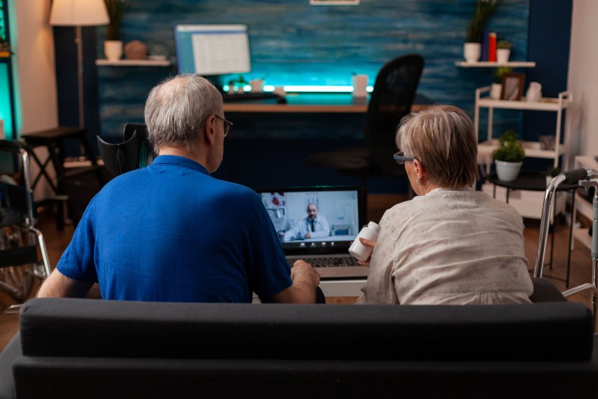 La télémédecine chez les personnes âgées