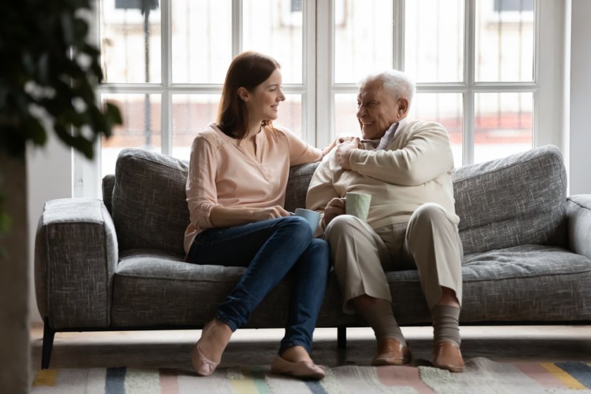 vieillir chez soi services à domicile aides financières seniors