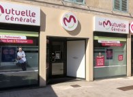 Vue extérieure de l’agence de La Mutuelle Générale de BAR LE DUC, ville en bord de rivière située dans la région du Grand Est, au nord-est de la France
