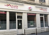 Vue extérieure de l’agence de La Mutuelle Générale de SAINT ETIENNE, commune française située dans le quart sud-est de la France